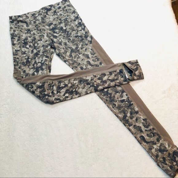 MONA B CAMO STIRRUP LEGGINGS - Picture 2 of 10